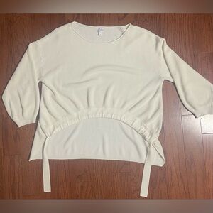 White hi low sweater by New York and Co size L
